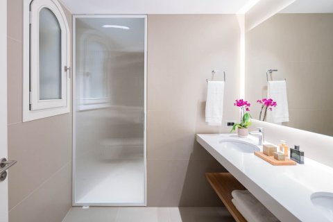 Lägenhet till salu i Barcelona, Spanien 3 sovrum, 187 kvm. Nr. 160776 - foto 29