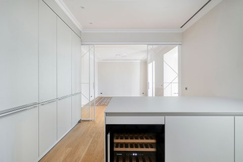 Lägenhet till salu i Barcelona, Spanien 3 sovrum, 188 kvm. Nr. 160775 - foto 26