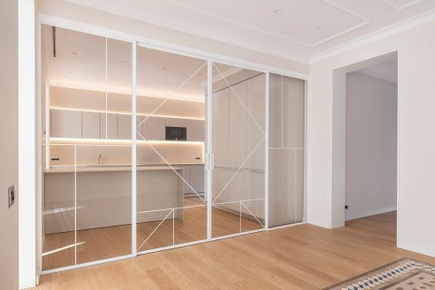 Lägenhet till salu i Barcelona, Spanien 3 sovrum, 188 kvm. Nr. 160775 - foto 8