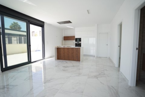 Villa for sale in Polop, Alicante, Spain 3 bedrooms, 100 sq.m. No. 145055 - photo 3