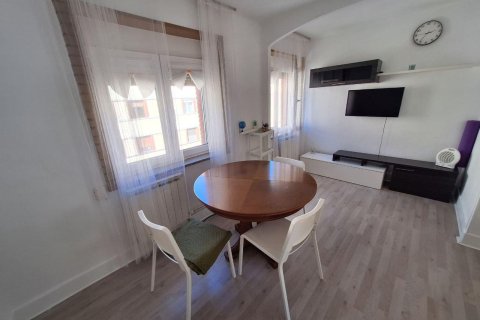 Продажа квартиры в Лангрео, Астурия, Испания 1 спальня, 61м2 №182980 - фото 2