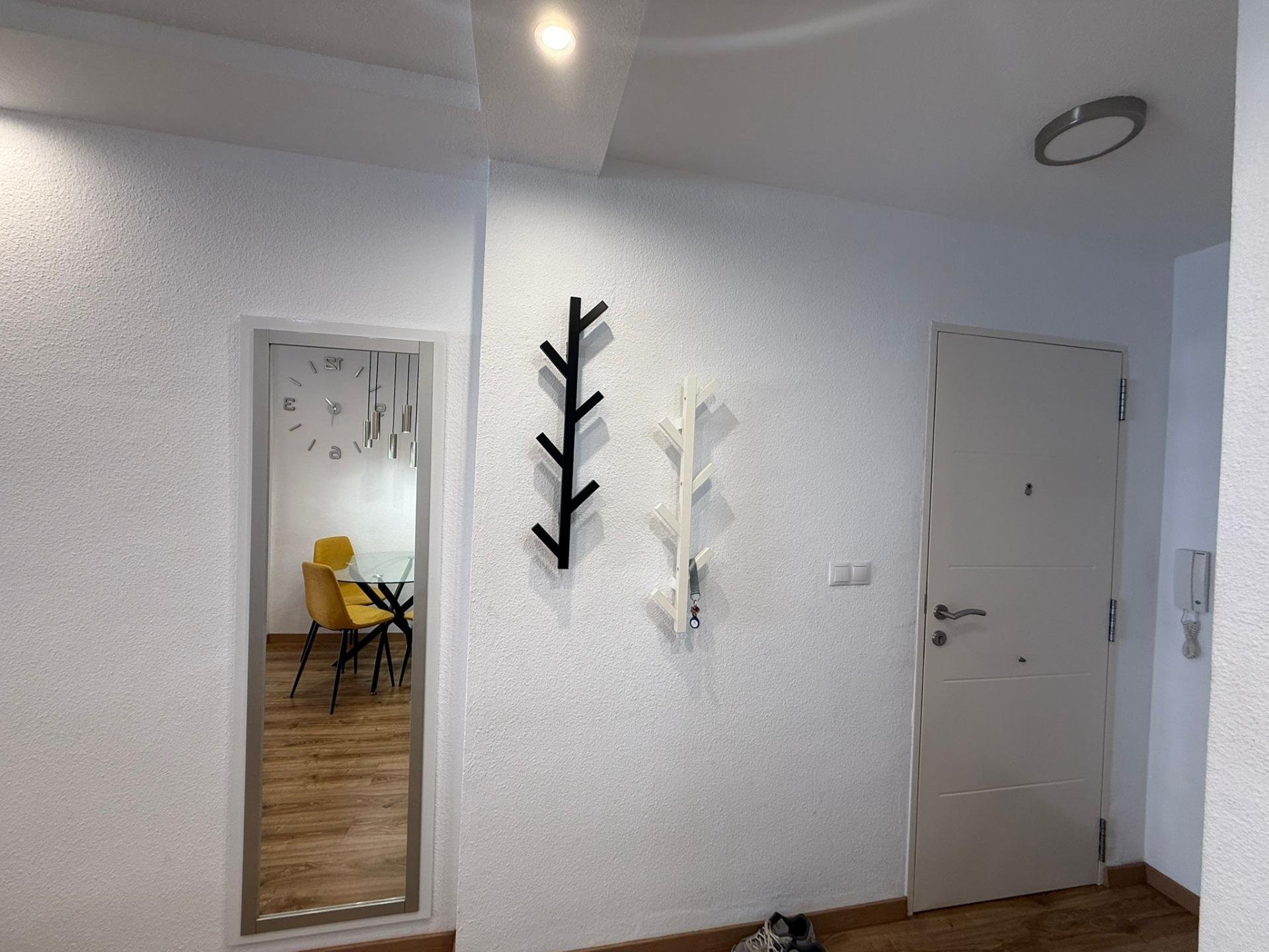 Appartamento a Torrevieja, Alicante, Spagna 2 camere da letto, 57 mq. N° 182975