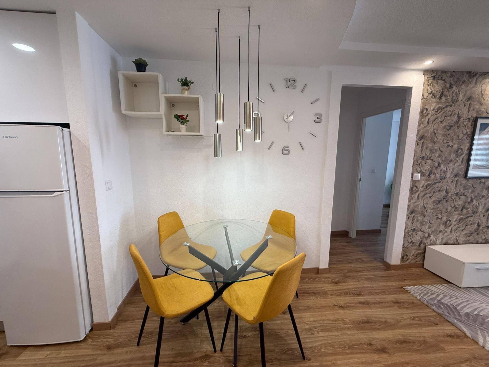 Appartamento a Torrevieja, Alicante, Spagna 2 camere da letto, 57 mq. N° 182975