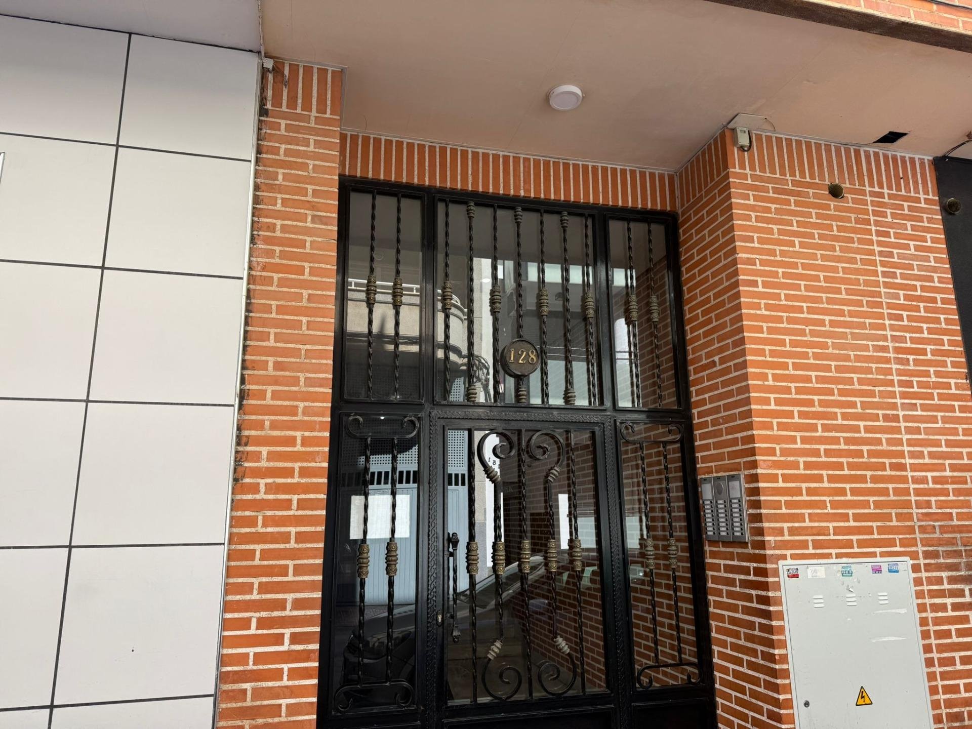 Appartamento a Torrevieja, Alicante, Spagna 2 camere da letto, 57 mq. N° 182975