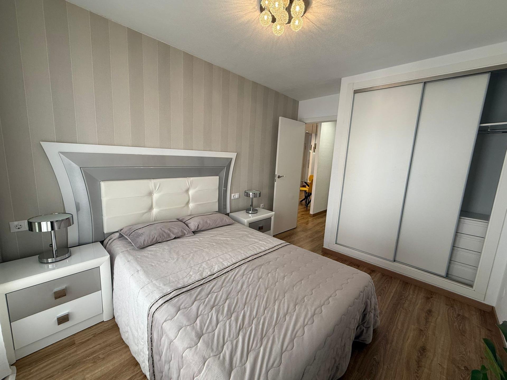 Appartamento a Torrevieja, Alicante, Spagna 2 camere da letto, 57 mq. N° 182975