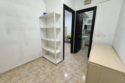 Commercial property for sale Guardamar del Segura, Alicante, Spain No. 137666 - photo 11