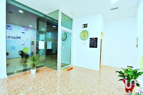 Gewerbeimmobilien zum Verkauf in Ibi, Alicante, Spanien 3 Schlafzimmer, 125 m2 Nr. 185943 - Foto 13