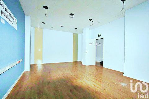 Gewerbeimmobilien zum Verkauf in Ibi, Alicante, Spanien 3 Schlafzimmer, 125 m2 Nr. 185943 - Foto 4