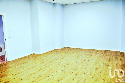 Gewerbeimmobilien zum Verkauf in Ibi, Alicante, Spanien 3 Schlafzimmer, 125 m2 Nr. 185943 - Foto 26