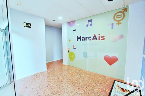 Gewerbeimmobilien zum Verkauf in Ibi, Alicante, Spanien 3 Schlafzimmer, 125 m2 Nr. 185943 - Foto 6