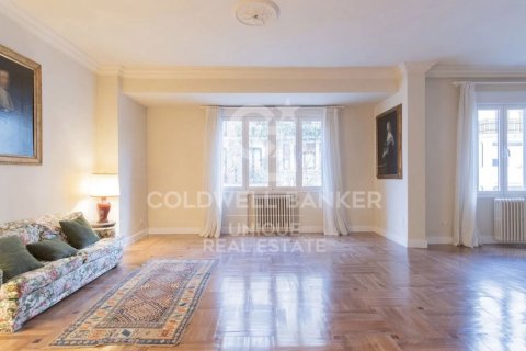 Apartment à vendre à Madrid, Espagne, 3 chambres, 220 m2 No. 179048 - photo 2