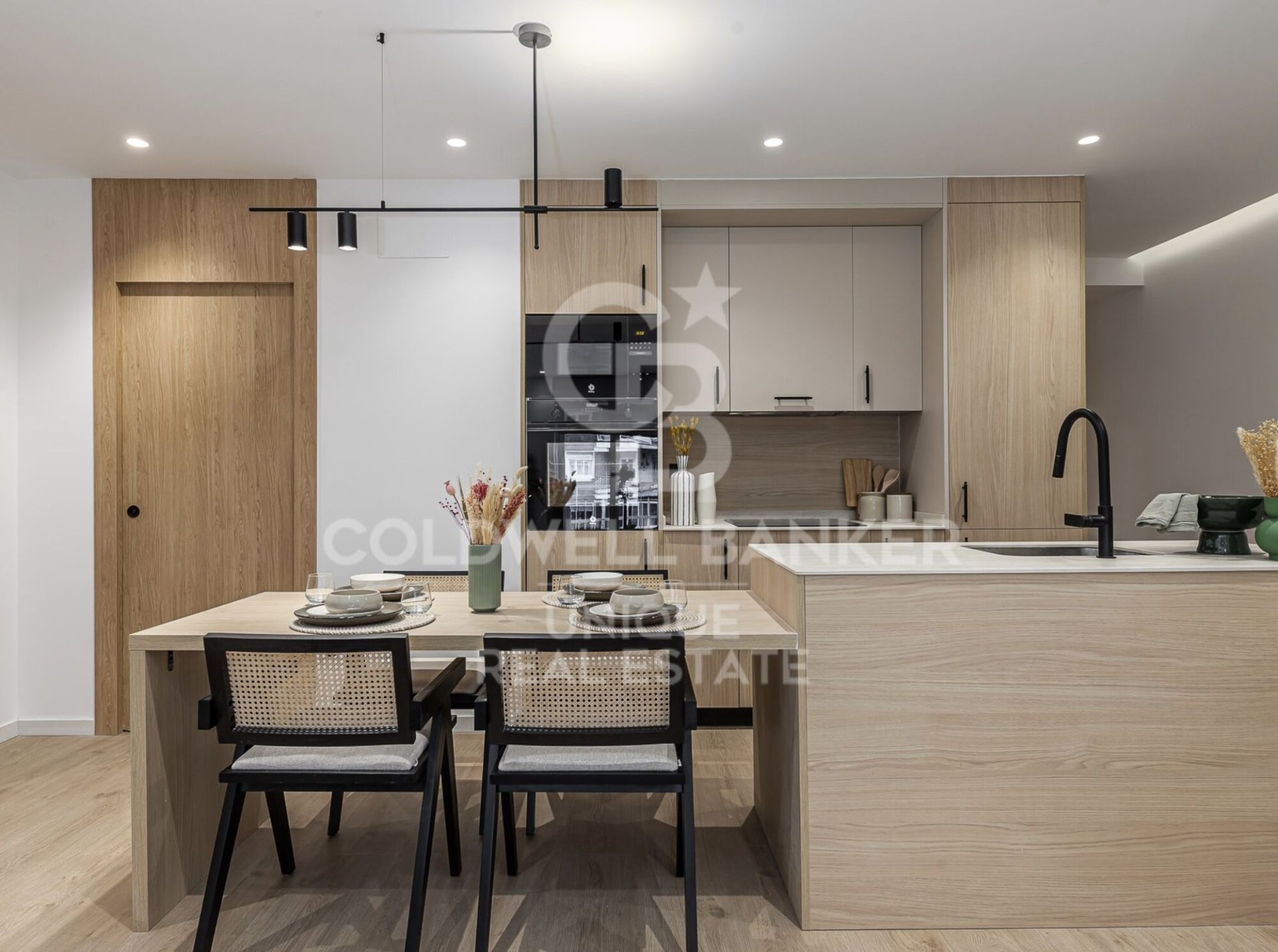 Apartment in Madrid, Spain 3 bedrooms, 103 sq.m. No. 179049
