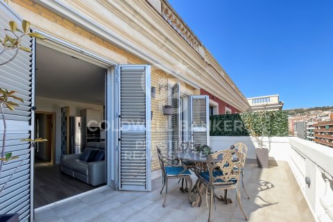 Penthouse à vendre à Barcelona, Espagne, 1 chambre, 64 m2 No. 179052 - photo 2