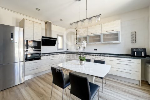 Penthouse à vendre à Barcelona, Espagne, 1 chambre, 64 m2 No. 179052 - photo 10