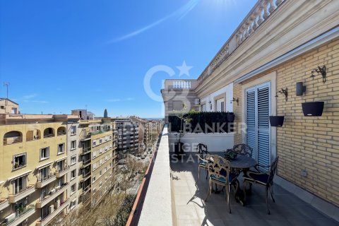Penthouse à vendre à Barcelona, Espagne, 1 chambre, 64 m2 No. 179052 - photo 3