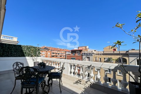Penthouse à vendre à Barcelona, Espagne, 1 chambre, 64 m2 No. 179052 - photo 5