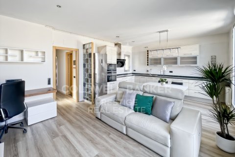 Penthouse à vendre à Barcelona, Espagne, 1 chambre, 64 m2 No. 179052 - photo 9