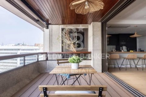 Apartament w Madrid, Hiszpania 4 sypialnie, 253 mkw. nr 179051 – zdjęcie 5