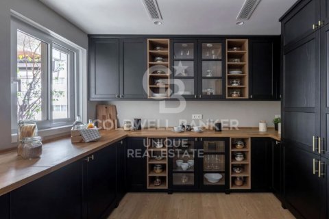 Apartament w Madrid, Hiszpania 4 sypialnie, 253 mkw. nr 179051 – zdjęcie 11