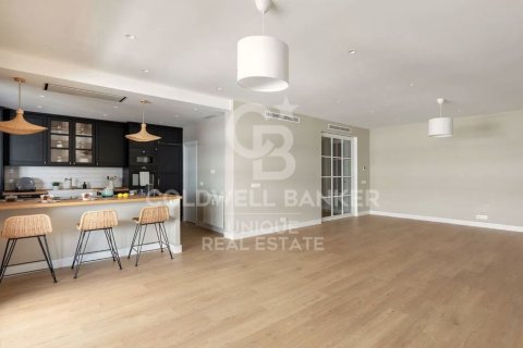 Apartament w Madrid, Hiszpania 4 sypialnie, 253 mkw. nr 179051 – zdjęcie 16