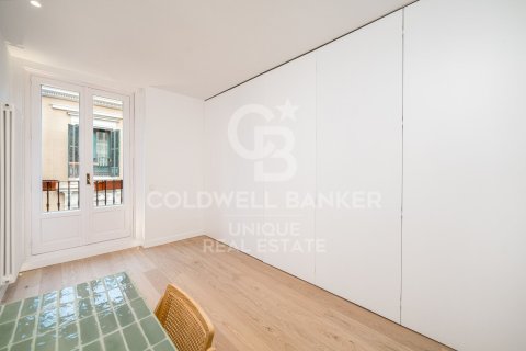 Apartamento en venta en Madrid, España 4 dormitorios, 162 m2 No. 156686 - foto 11