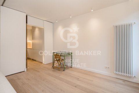 Apartamento en venta en Madrid, España 4 dormitorios, 162 m2 No. 156686 - foto 9