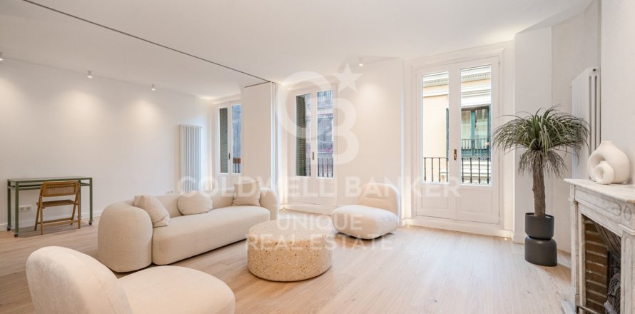 Apartamento en Madrid, España 4 dormitorios, 162 m2 No. 156686