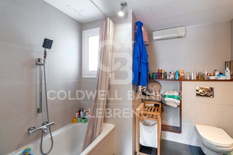 Apartament w Barcelona, Hiszpania 3 sypialnie, 94 mkw. nr 156685 – zdjęcie 15