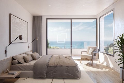 Villa for sale in Caldes d'Estrac, Barcelona, Spain 4 bedrooms, 275 sq.m. No. 150374 - photo 15