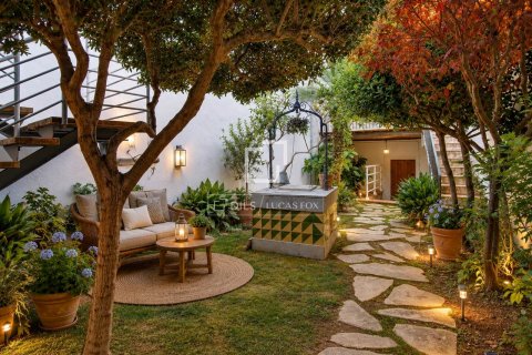 Villa à Vilanova i la Geltru, Barcelona, Espagne 8 chambres, 456 m2 No. 150371