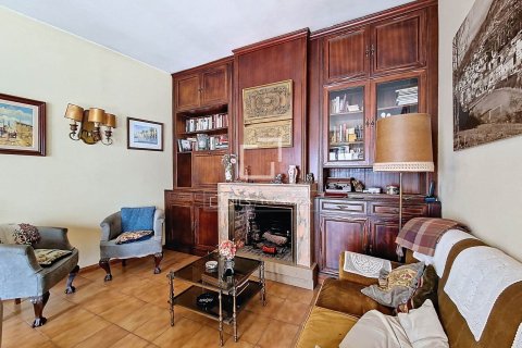 Villa for sale in Vilanova i la Geltru, Barcelona, Spain 8 bedrooms, 456 sq.m. No. 150371 - photo 26