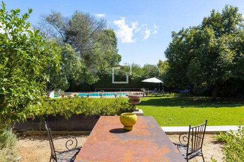 Villa for sale in Argentona, Barcelona, Spain 5 bedrooms, 354 sq.m. No. 150370 - photo 30
