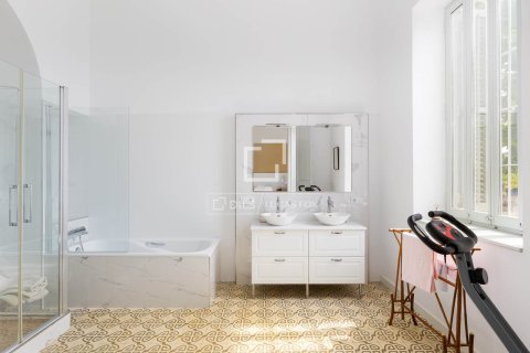 Villa for sale in Argentona, Barcelona, Spain 5 bedrooms, 354 sq.m. No. 150370 - photo 20