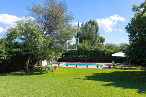 Villa for sale in Argentona, Barcelona, Spain 5 bedrooms, 354 sq.m. No. 150370 - photo 27