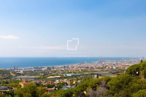 Villa for sale in Tiana, Barcelona, Spain 9 bedrooms, 767 sq.m. No. 150376 - photo 13