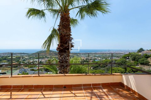 Villa for sale in Tiana, Barcelona, Spain 9 bedrooms, 767 sq.m. No. 150376 - photo 26