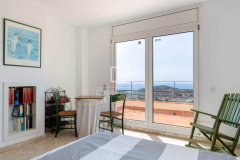 Villa for sale in Tiana, Barcelona, Spain 9 bedrooms, 767 sq.m. No. 150376 - photo 20