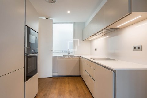 Penthouse à vendre à Barcelona, Espagne, 2 chambres, 112 m2 No. 150372 - photo 17