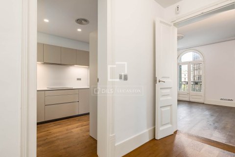 Penthouse à vendre à Barcelona, Espagne, 2 chambres, 112 m2 No. 150372 - photo 19