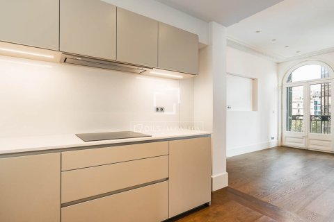 Penthouse à vendre à Barcelona, Espagne, 2 chambres, 112 m2 No. 150372 - photo 15