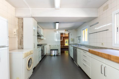 Сasa en venta en Esplugues de Llobregat, Barcelona, España 5 dormitorios, 643 m2 No. 150373 - foto 21