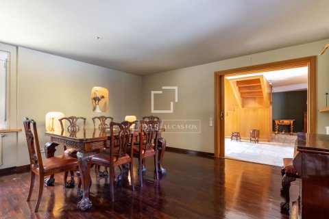 Сasa en venta en Esplugues de Llobregat, Barcelona, España 5 dormitorios, 643 m2 No. 150373 - foto 14