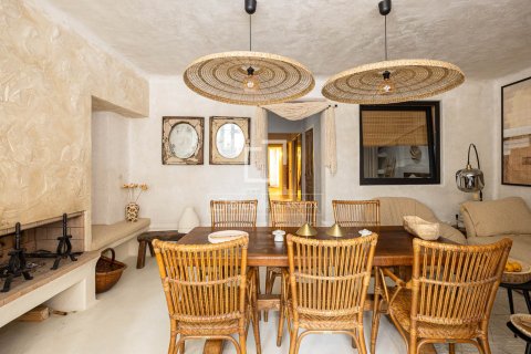 Lägenhet till salu i Barcelona, Spanien 3 sovrum, 91 kvm. Nr. 161466 - foto 6