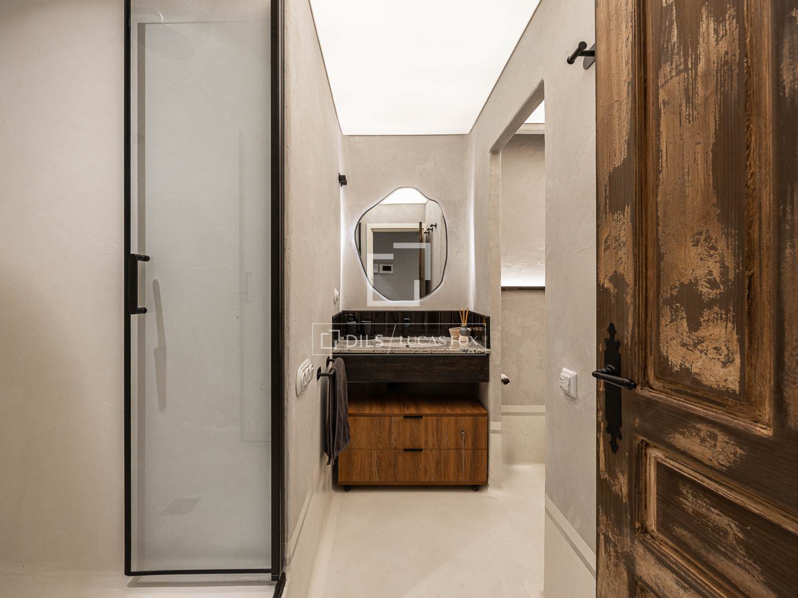 Apartment à Barcelona, Espagne 3 chambres, 91 m2 No. 161466