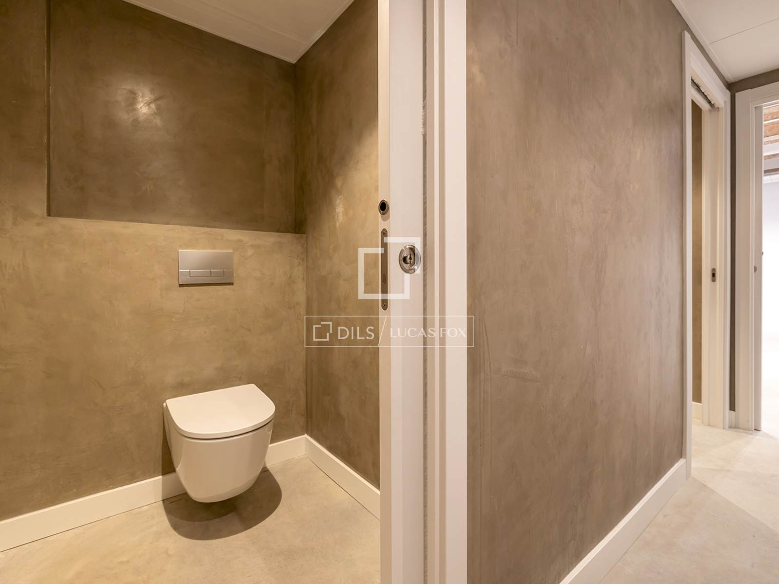 Wohnung in Barcelona, Spanien 200 m2 Nr. 161462