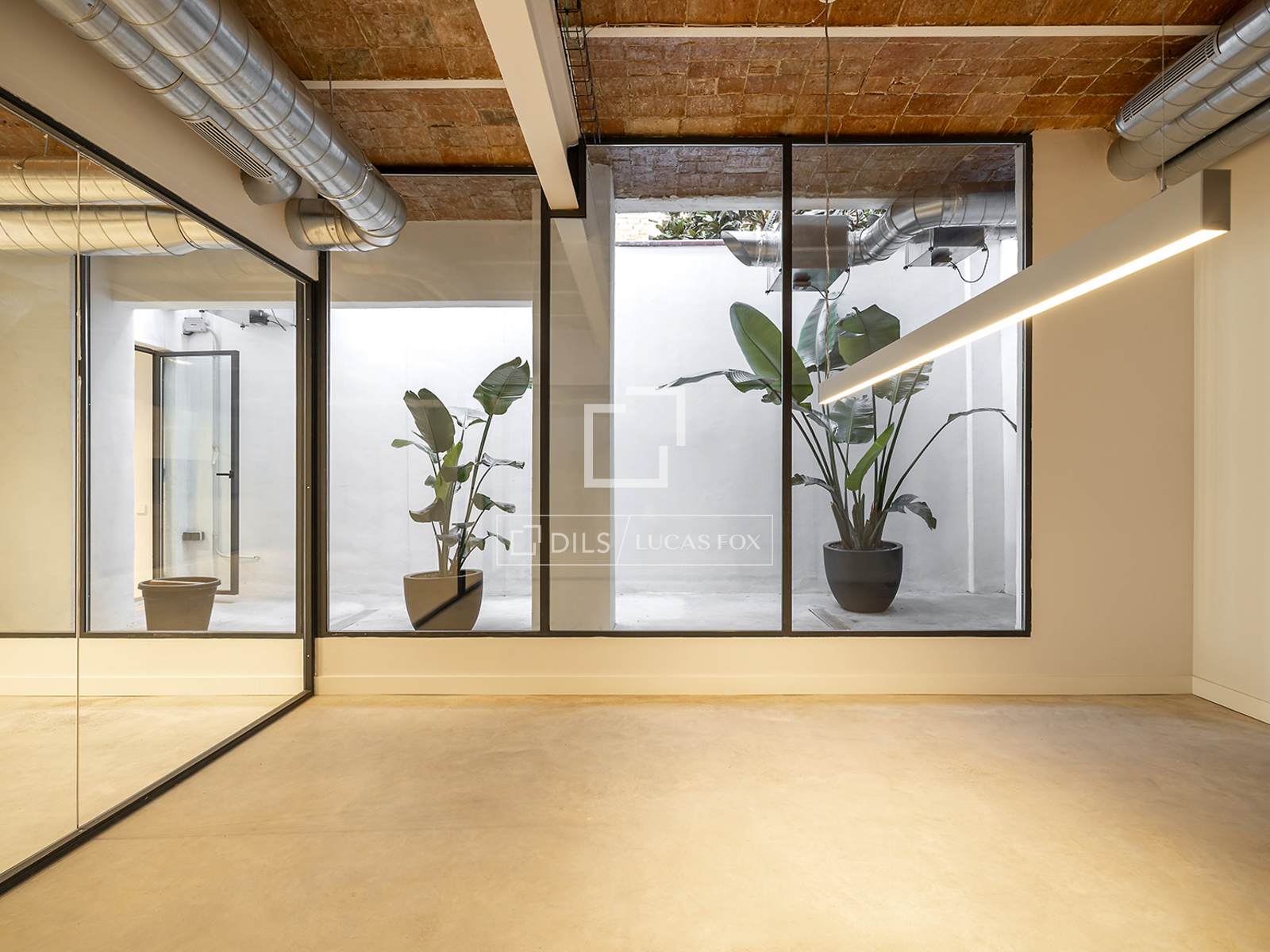 Wohnung in Barcelona, Spanien 200 m2 Nr. 161462