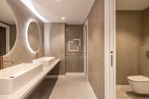 Lägenhet till salu i Barcelona, Spanien 200 kvm. Nr. 161462 - foto 21