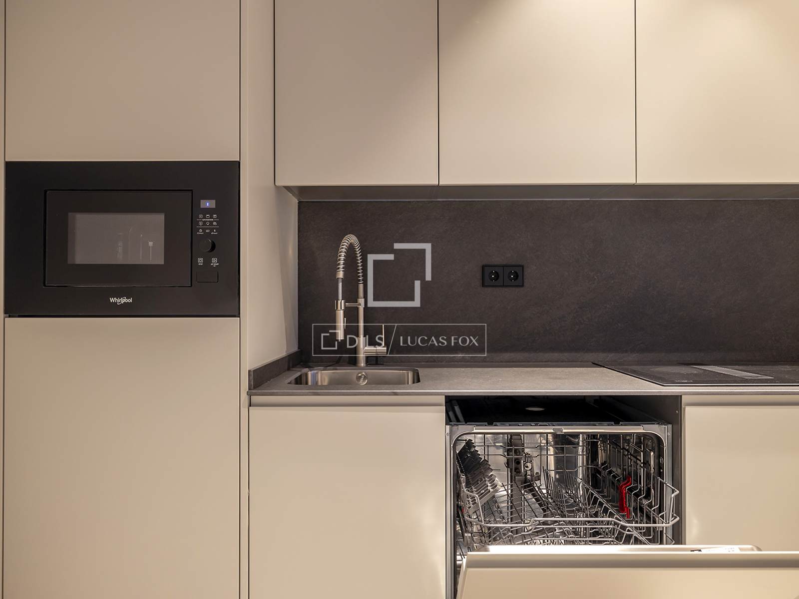Wohnung in Barcelona, Spanien 200 m2 Nr. 161462