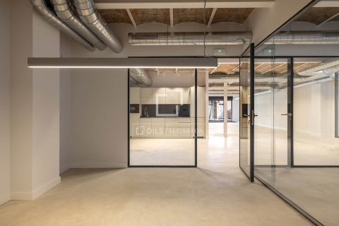 Lägenhet till salu i Barcelona, Spanien 200 kvm. Nr. 161462 - foto 14