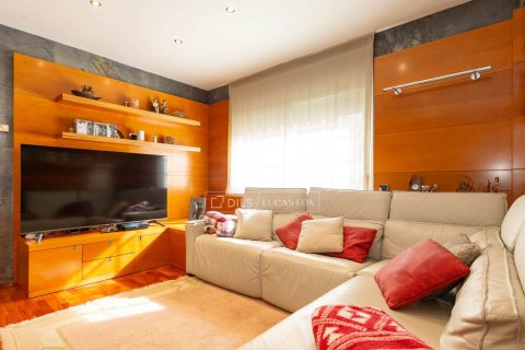 Apartment à vendre à Sant Just Desvern, Barcelona, Espagne, 4 chambres, 177 m2 No. 161464 - photo 16